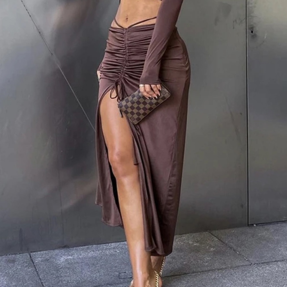 ARUBA NIGHTS - BROWN SKIRT